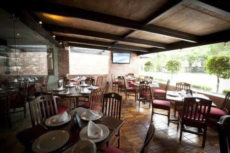 Doubletree By Hilton Airport Area 3* Mexico
